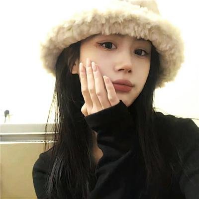 秋霞
