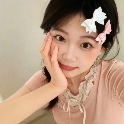 碧窗艳影